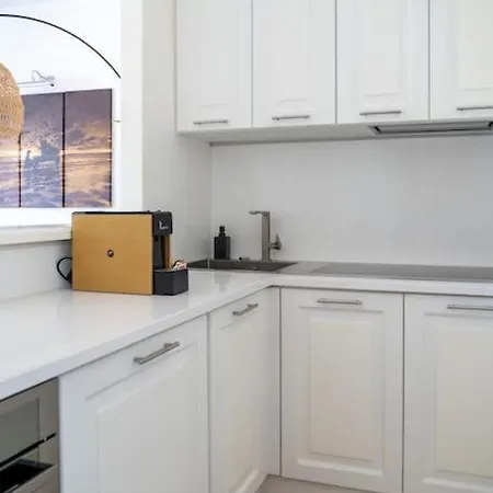 Infiniteview 아파트 *